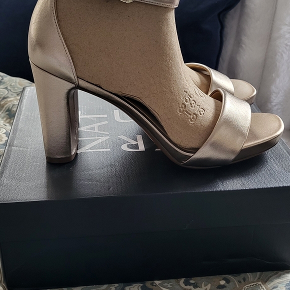 Naturalizer Women's Joy Square Toe Ankle Strap Dress Sandals In LIGHT BRONZE - Picture 8 of 13